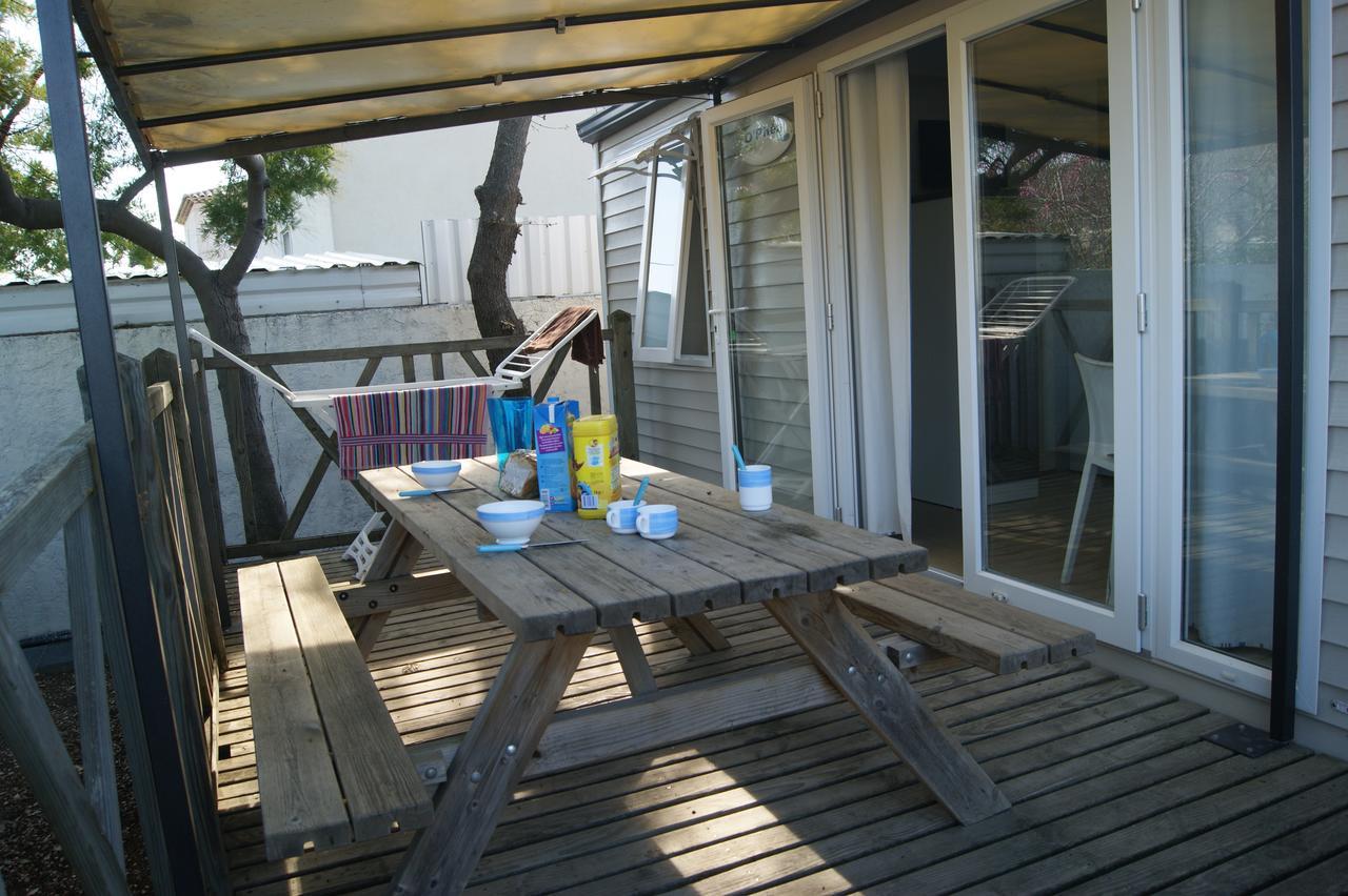 Camping Orly D'Azur Six-Fours-les-Plages Ruang foto